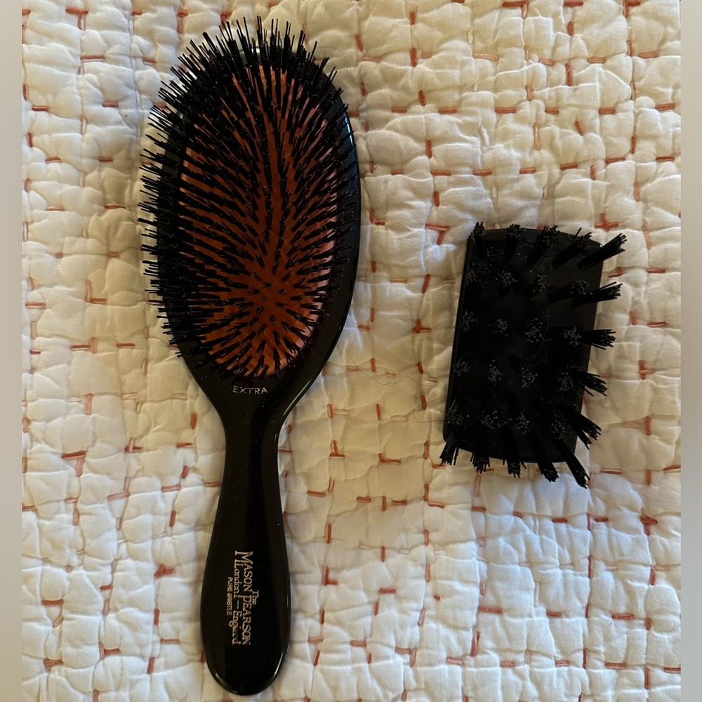 Mason Pearson Boar Bristle Hairbrush w original cleaning brush pre-owned as is